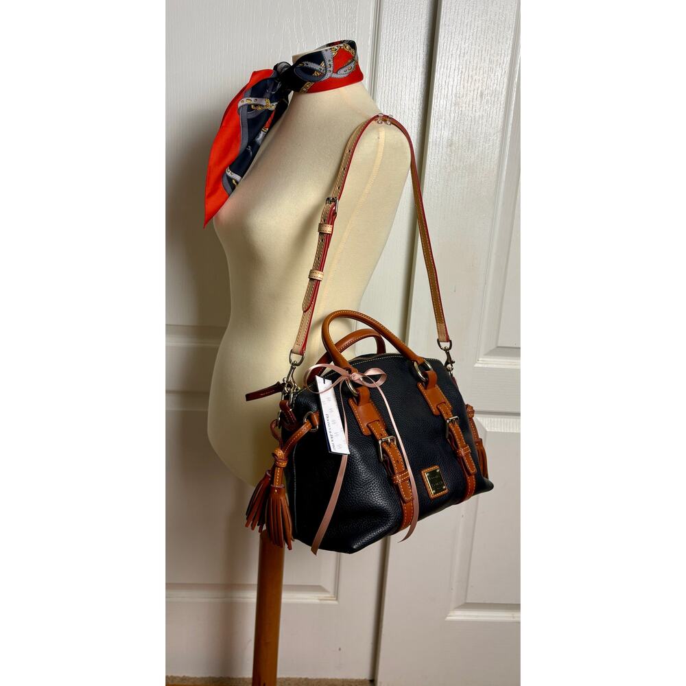 Dooney & Bourke NWT Bristol Satchel, Black Pebble Leather with Matching Pouch - Picture 2 of 16